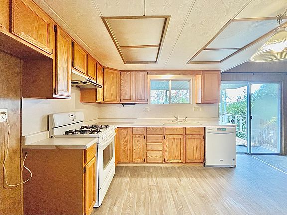 3rd image of 8665 Florin Rd Unit 94
