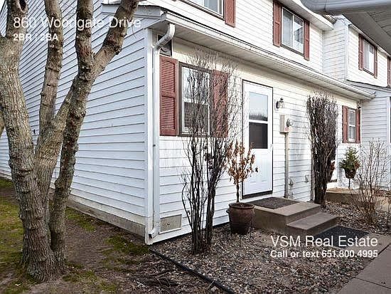 1st image of 860 Woodgate Dr
