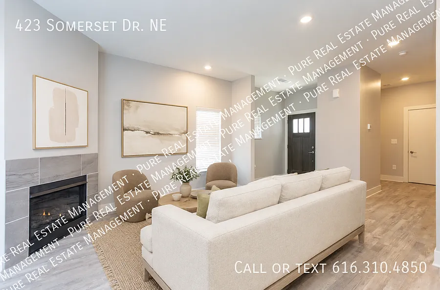 The Warbler | Three Bedroom Townhome — Photo 4