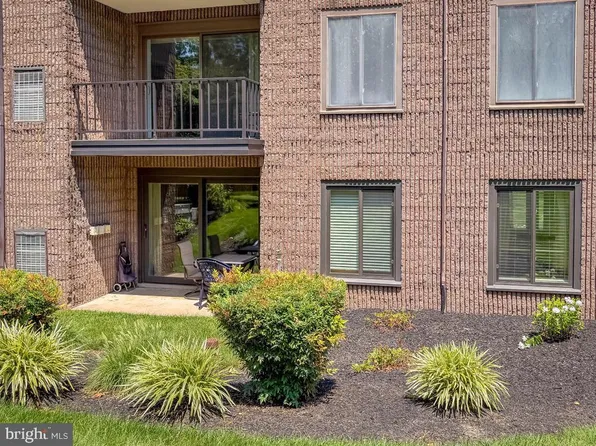 79 Oakridge Dr, Langhorne, PA 19047