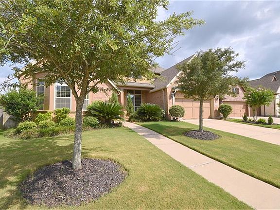 3rd image of 10010 Hutton Park Dr