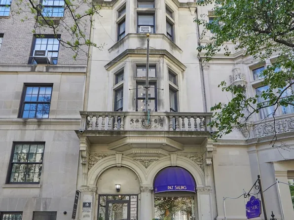 28 East 72nd Street image 1 of 16