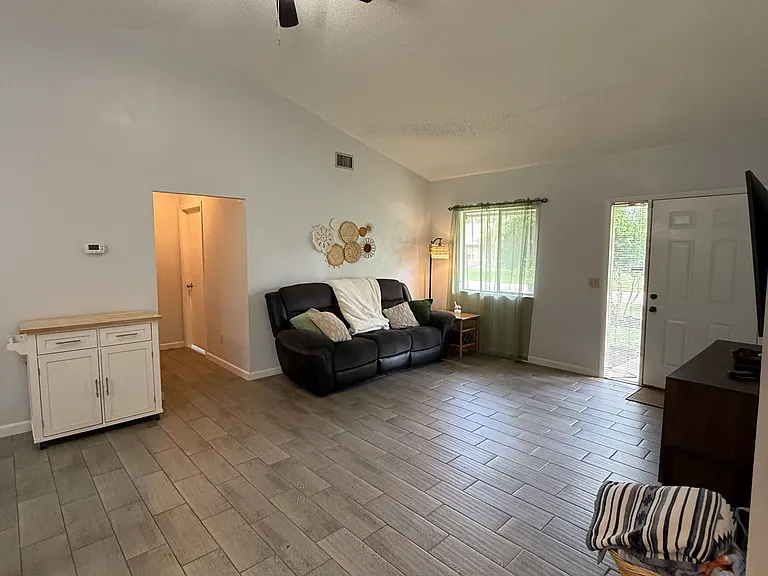 39 Bannerwood Ln — Photo 3