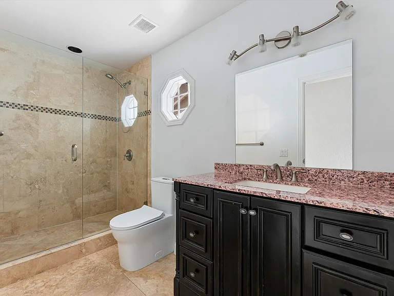 1598 SW 5th Ave — Photo 22