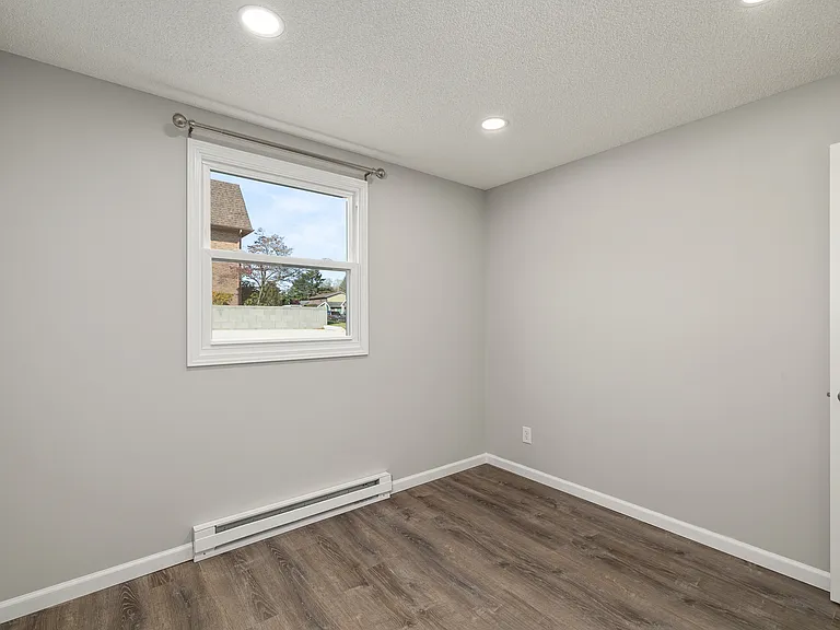 573 Bailey Dr #7 — Photo 17