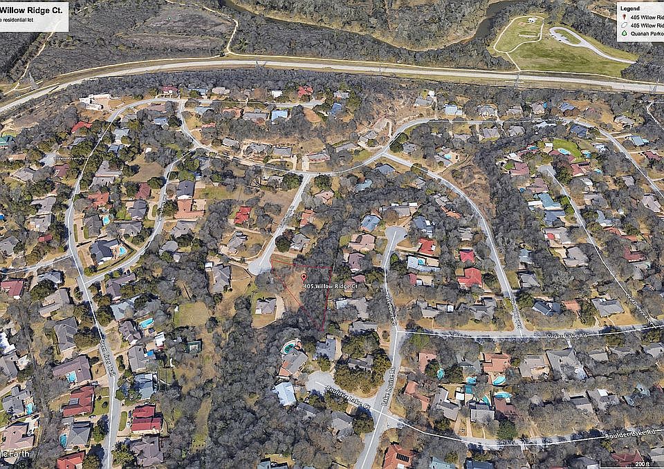  Established neighborhood 