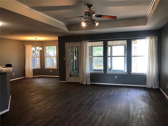 3rd image of 1504 Berry Patch Ln
