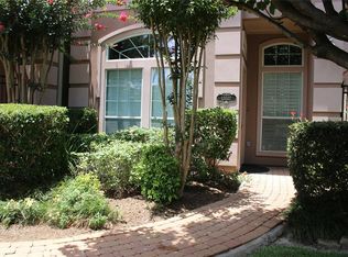 13527 Brookbluff Ln, Houston, TX 77077