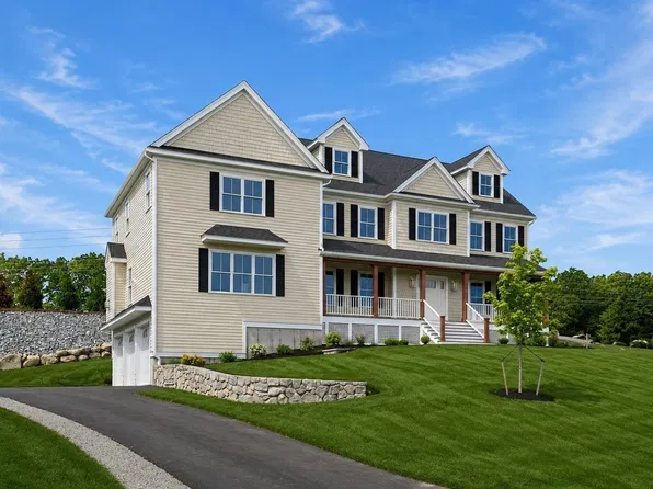 16 Couture Way, Middleton, MA 01949