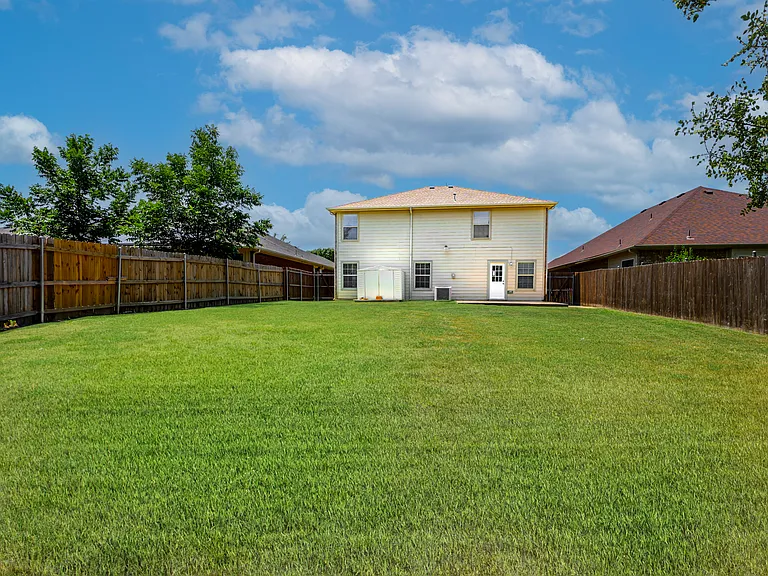5946 Harbor Glen Dr — Photo 24