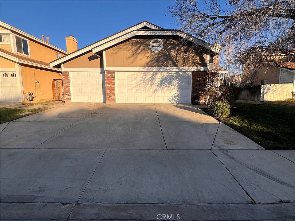 1st image of 43632 Serenity Ct