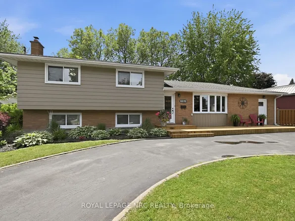 6070 Carman St, Niagara Falls, ON L2J 1S4