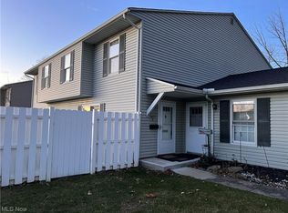 8077 Independence Dr #28-D, Mentor, OH 44060
