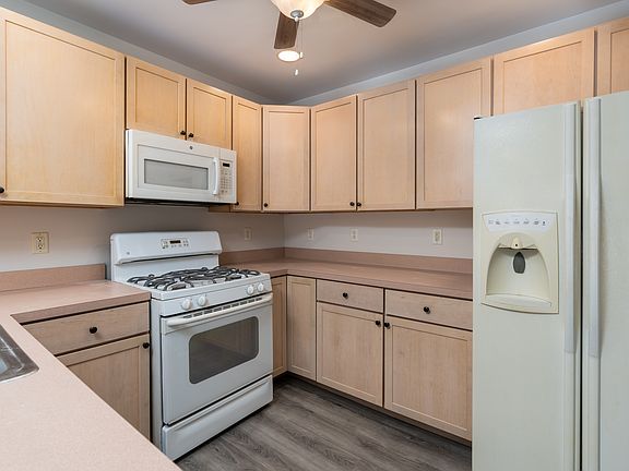 Kitchen with a Gas Range
