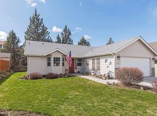 1227 NE Glacier Ridge Rd, Bend, OR 97701