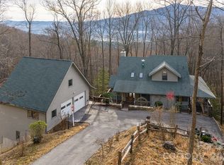 163 Tweetys Knl, Burnsville, NC 28714