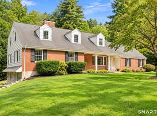 16 Oakhurst Road, Simsbury, CT 06070