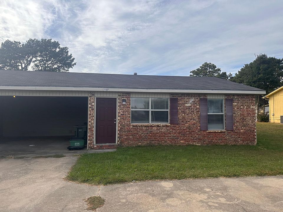 1st image of 1137 N Carlsbad Trce #0