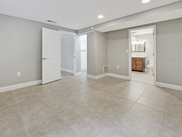 6811 Lemon Rd — Photo 29
