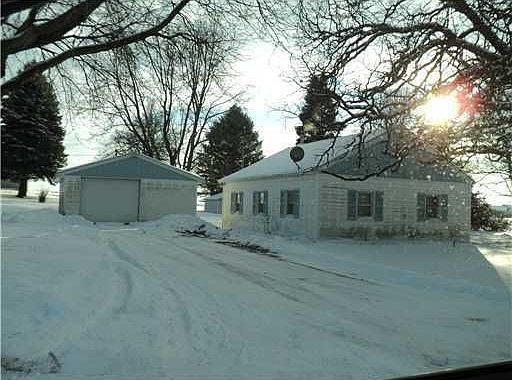 1st image of 806 E Cedar St