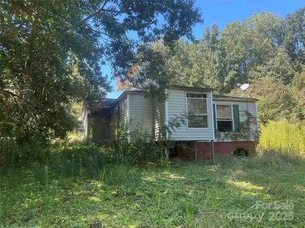 2309 Blackmon Rd, Lancaster, SC 29720