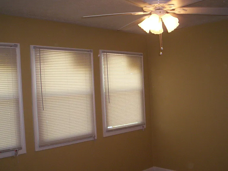 5112 Gardendale Ave — Photo 4