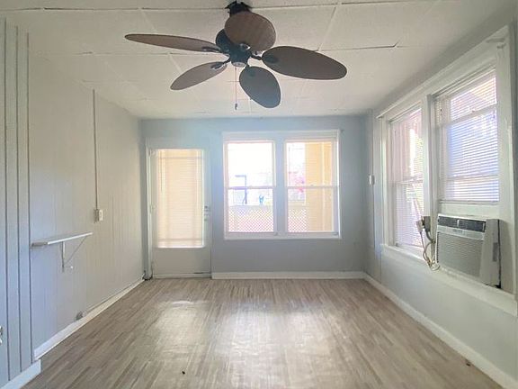 5th image of 3000 Beach Blvd S #3
