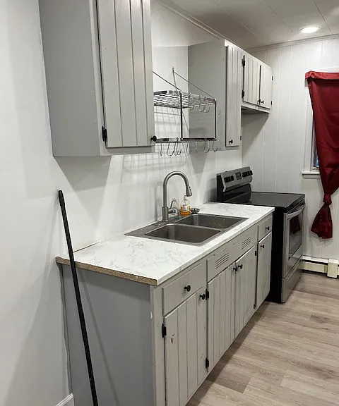 112 Front St #1 — Photo 2