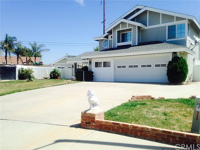 1st image of 25660 Vista Famoso Dr