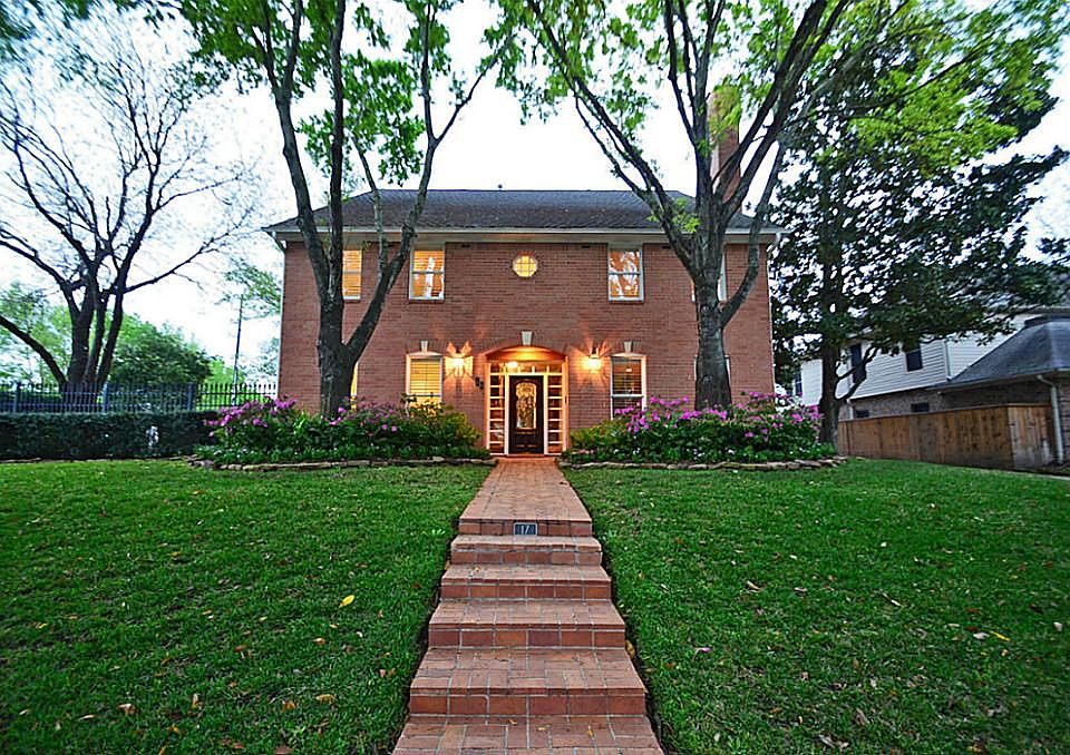 1st image of 17 Court Of Street Jude