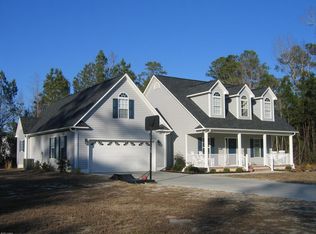 301 Divot Cpe, Carteret, NC 28584