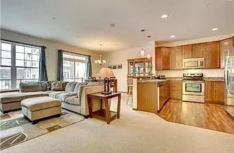 2 bed, 1656 sqft, $2,000 — Photo 2