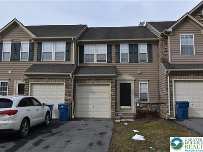 203 Auburn Dr, Easton, PA, 18042