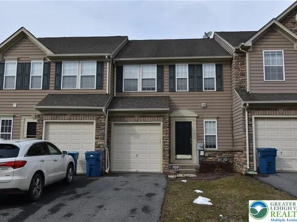 203 Auburn Dr, Easton, PA 18042