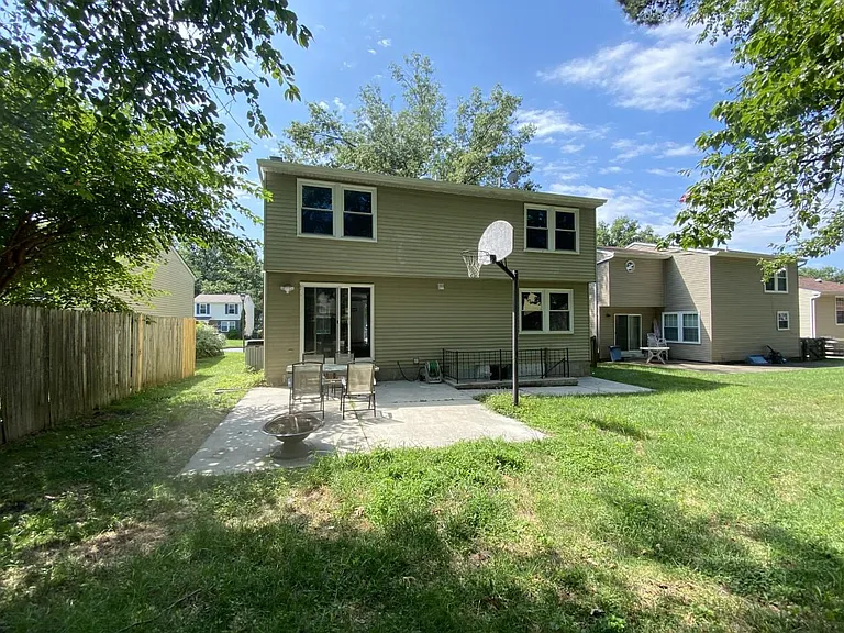 8513 Woodfall Rd — Photo 28