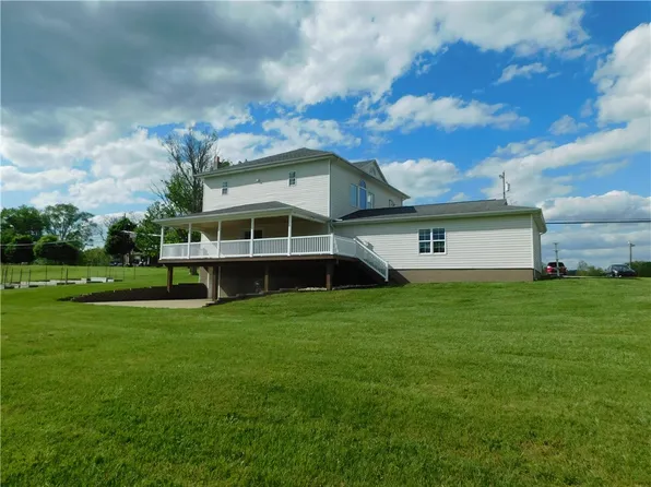 1142 Labelle Rd, La Belle, PA 15450