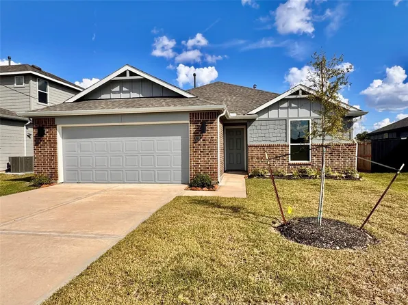 135 Road 51030, Cleveland, TX 77327