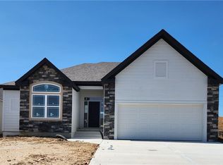 10722 N Bell St, Kansas City, MO 64155
