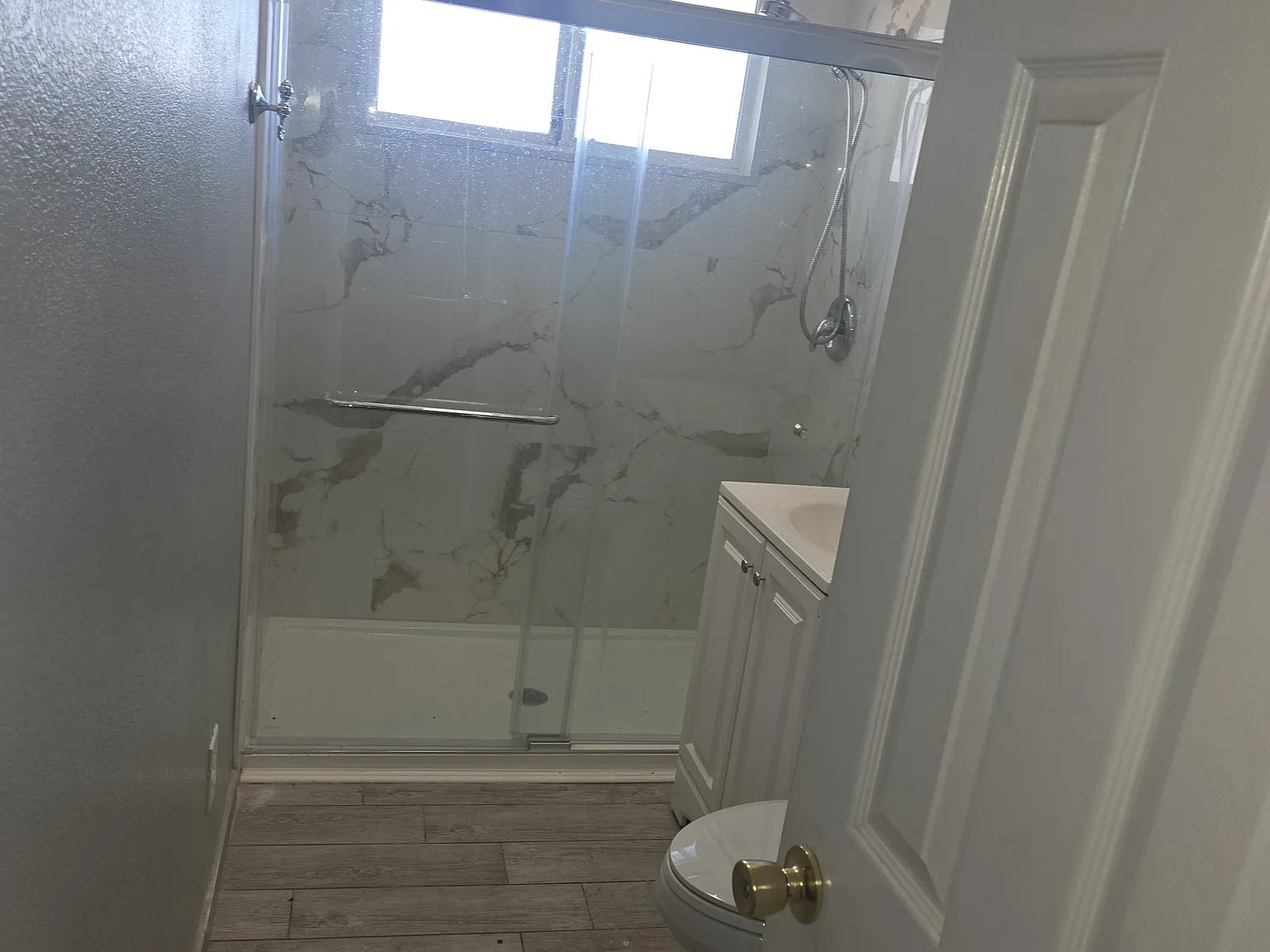 4 bed, 1230 sqft, $2,200 — Photo 1