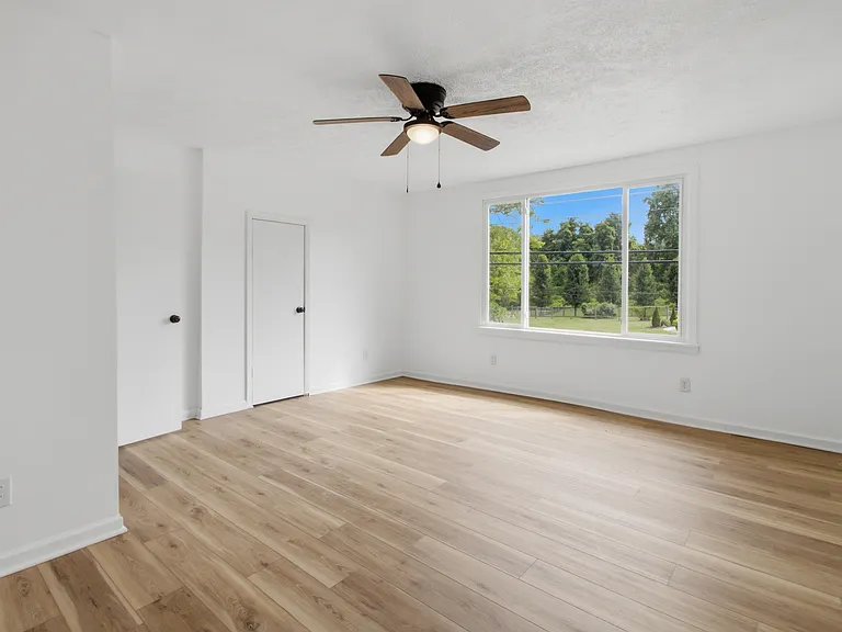 113 Buckhannon Ave — Photo 15