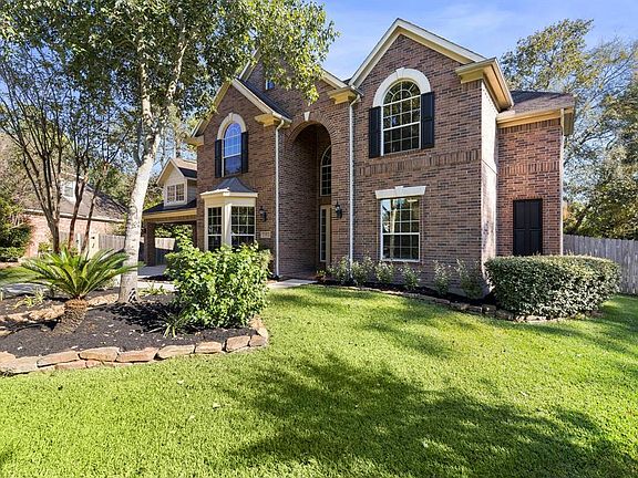 5th image of 6 Birchwood Park Pl