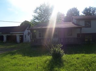 10230 Knapp Rd, Albion, PA 16401