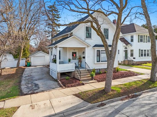 715 Grignon St, Green Bay, WI 54301