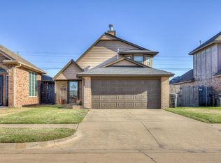 1605 SW 20th St, Moore, OK 73170