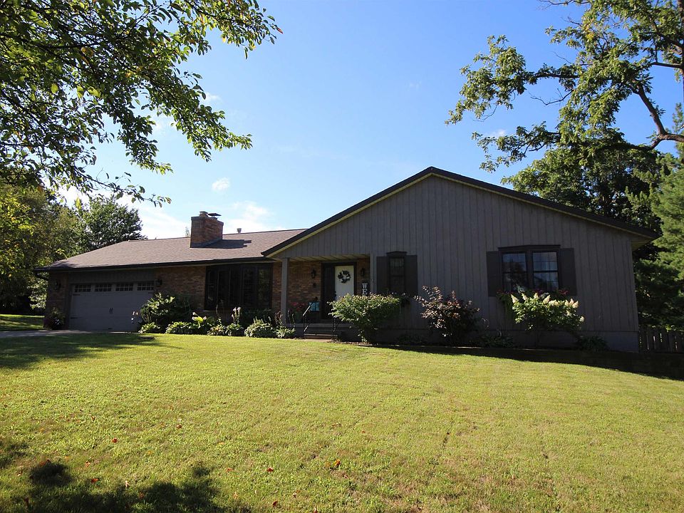 1st image of 243 Whispering Oaks Dr