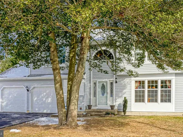 32 Brandywine Way, Sicklerville, NJ 08081