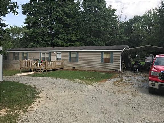 2nd image of 15 Hidden Forest Dr