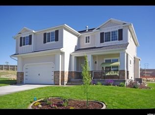 5033 E Broken Arrow Ln, Eagle Mountain, UT 84005