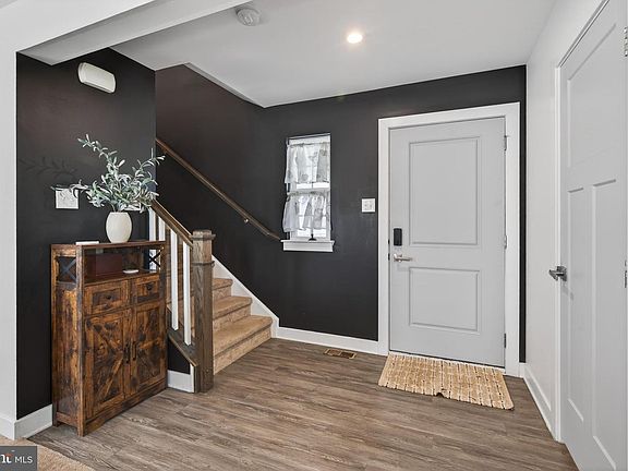 2nd image of 138 Pixie Moss Rd
