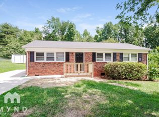 3624 Somerset Dr, Gastonia, NC 28052